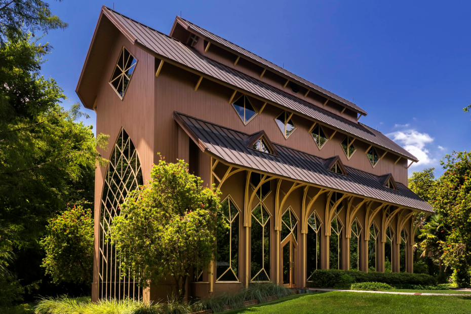 The Baughman Center is located on the UF campus in Gainesville and is a gorgeous potential venue for your wedding.