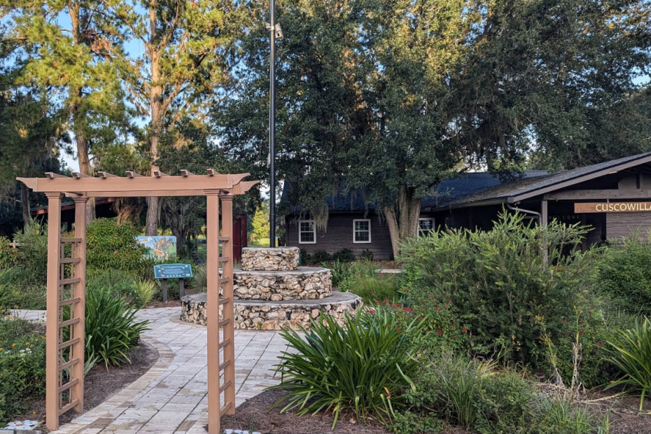 Cuscowilla is south of Gainesville and offers a great space for smaller weddings.