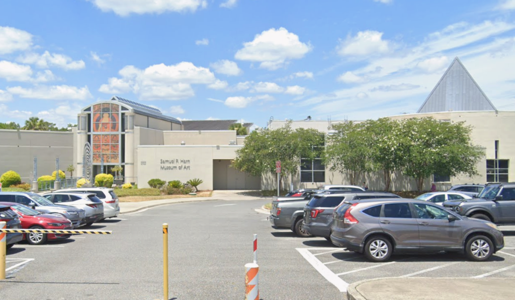 Harn Museum of Art is an interesting wedding venue located on the UF campus off 34th St.