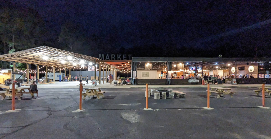 Homestead Park in Williston is an easy drive from Gainesville for your wedding and reception.