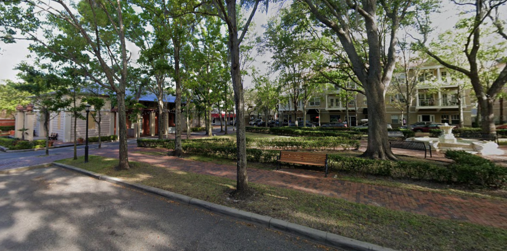 Plantation Hall is inside of Haile Plantation and ideal for smaller Gainesville weddings.